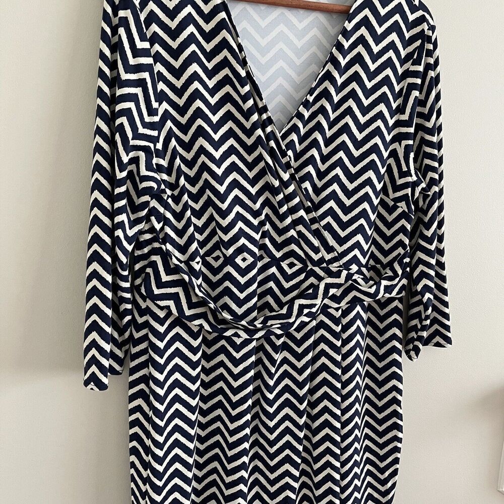 Talbots Chevron Print Belted Slinky Dress XLP Navy Jersey Office Nautical Coast - Picture 10 of 13
